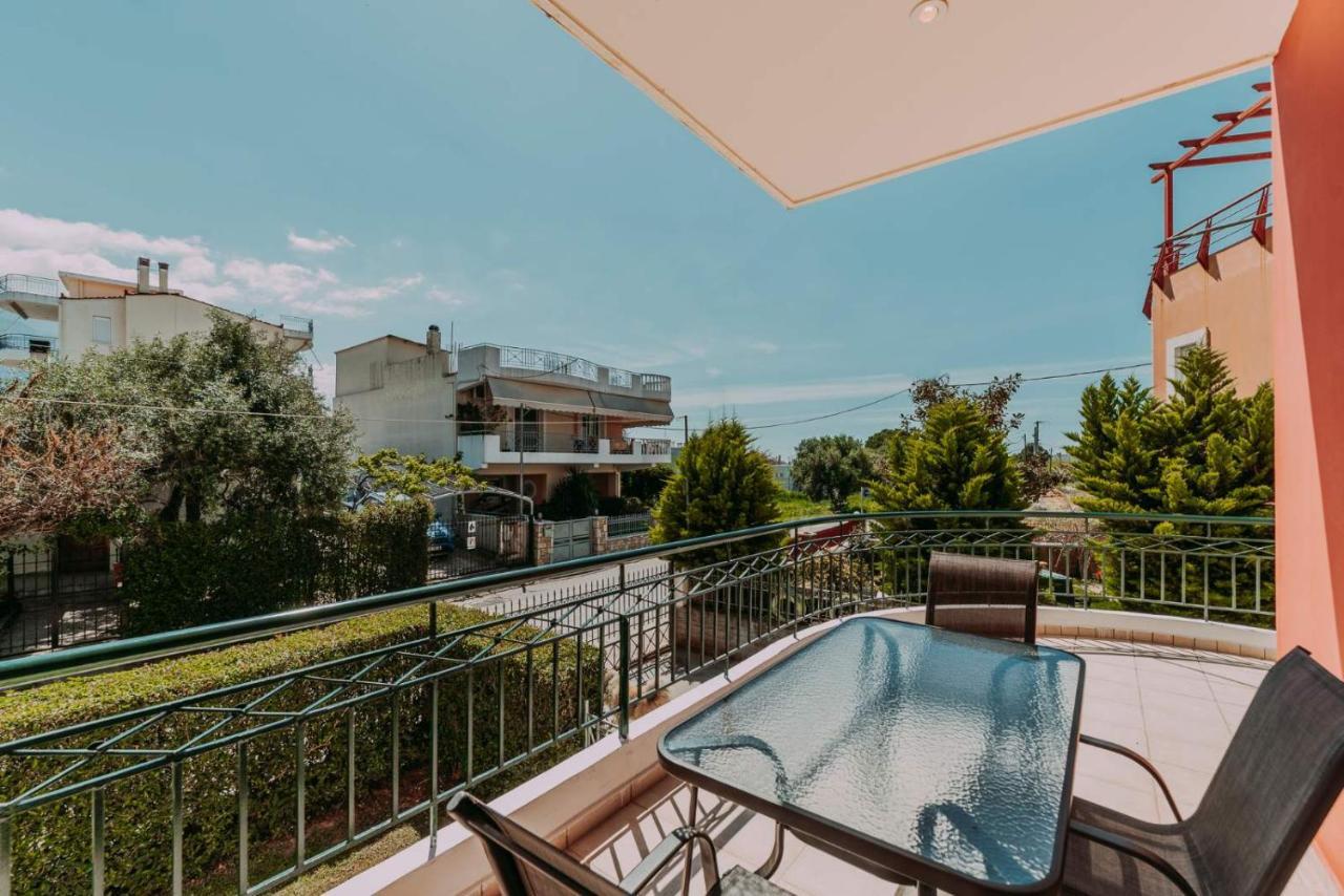 Bessis Apartments Calamata Exterior foto