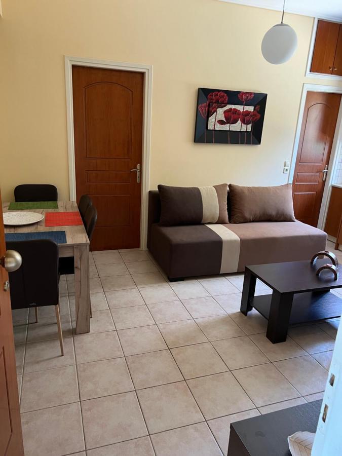 Bessis Apartments Calamata Exterior foto